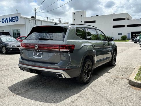 New 2026 Volkswagen Atlas Peak Edition AWD/4WD image 6