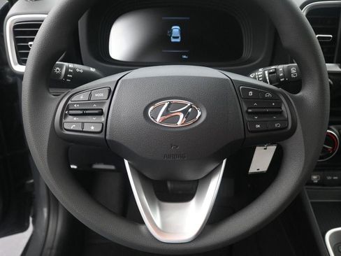 New 2026 Hyundai Venue SE image 25