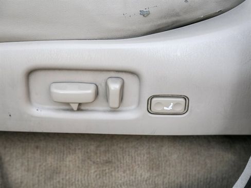 Used 1998 Toyota Land Cruiser AWD/4WD image 28