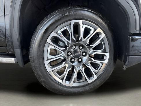 Used 2024 GMC Sierra 1500 Denali Ultimate image 42