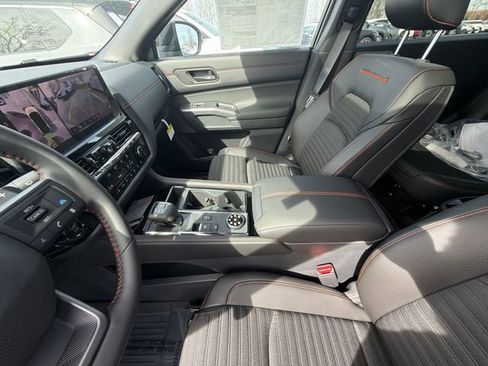 New 2026 Nissan Pathfinder Rock Creek image 20