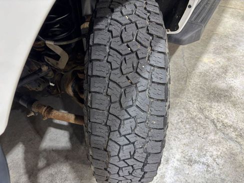 Used 2015 Ford F250 XL w/ Power Equipment Group image 27