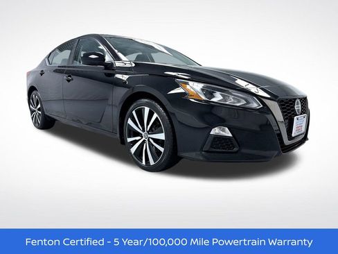 Used 2021 Nissan Altima 2.5 SR image 1