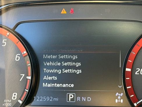 Used 2023 Nissan Titan PRO-4X w/ Pro-4x Convenience Package AWD/4WD image 30