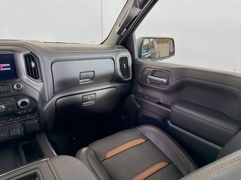 Used 2021 GMC Sierra 1500 AT4 w/ AT4 Premium Package AWD/4WD image 22