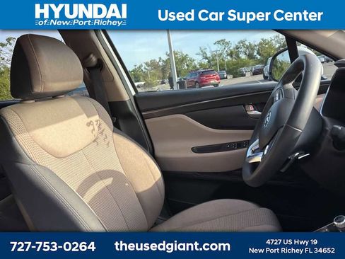 Used 2023 Hyundai Santa Fe SEL FWD image 7