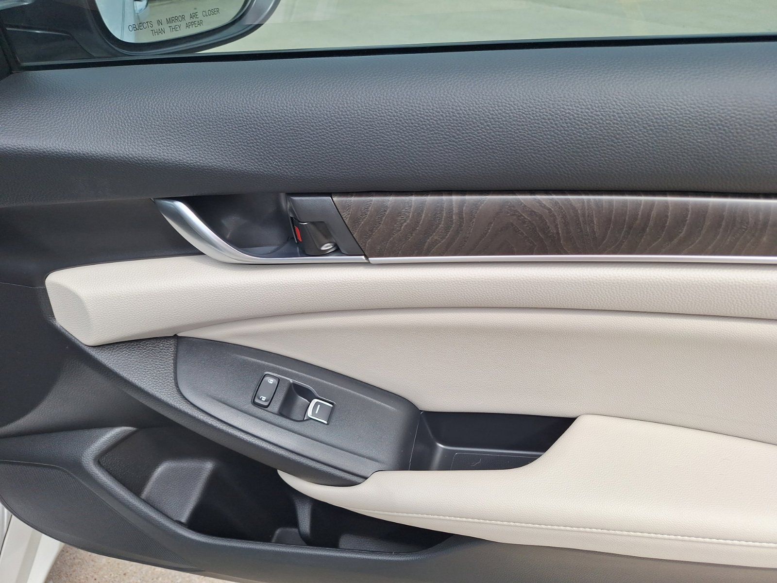 Used 2022 Honda Accord Touring image 36