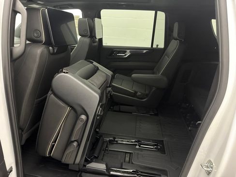 New 2026 GMC Yukon XL Elevation w/ Elevation Premium Package AWD/4WD image 72