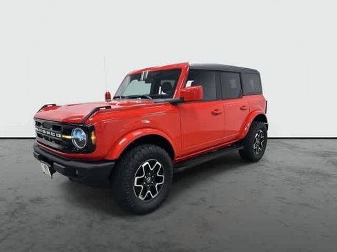 Used 2023 Ford Bronco Outer Banks image 8