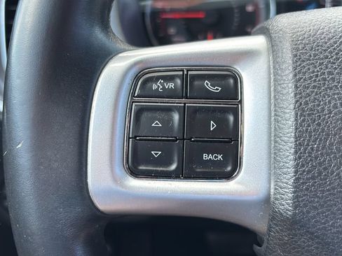Used 2013 Dodge Charger SXT RWD image 18