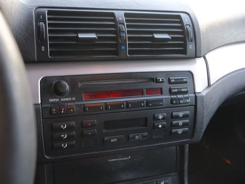 Used 2004 BMW M3 Convertible image 20