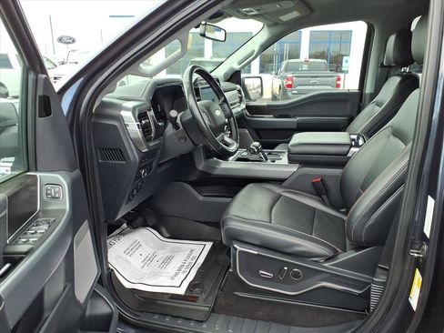 Used 2022 Ford F150 Lariat w/ Equipment Group 502A High image 10