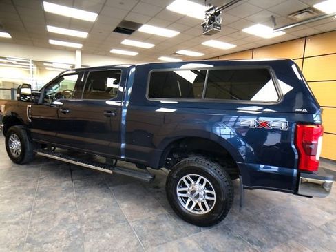 Used 2017 Ford F250 Lariat w/ Lariat Ultimate Package image 5