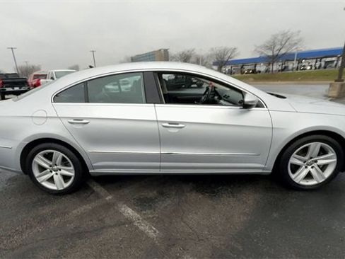 Used 2015 Volkswagen CC Sport image 9