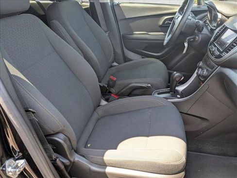Used 2021 Chevrolet Trax LS w/ Tint and Cruise Package FWD image 19