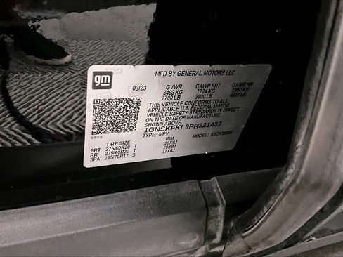 Used 2023 Chevrolet Suburban Premier AWD/4WD image 42