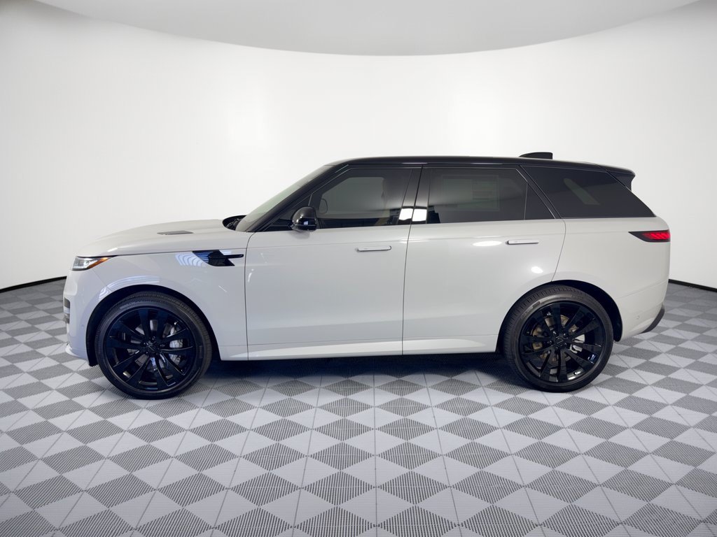 New 2027 Land Rover Range Rover Sport Dynamic SE AWD/4WD image 2
