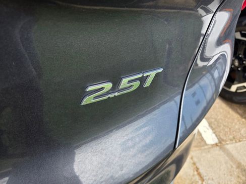 Used 2021 Hyundai Santa Fe Limited FWD image 9