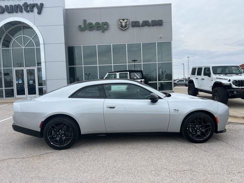 New 2024 Dodge Charger R/T w/ Plus Group image 2