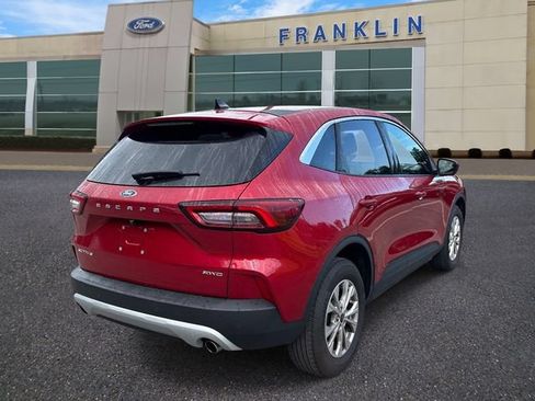 Used 2023 Ford Escape Active w/ Tech Pack #2 AWD/4WD image 7