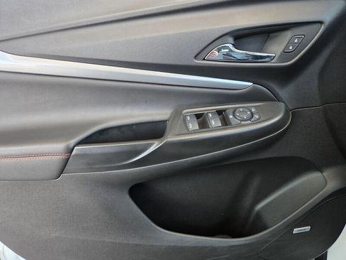 Used 2023 Chevrolet Bolt EUV Premier w/ Sun & Sound Package FWD image 23