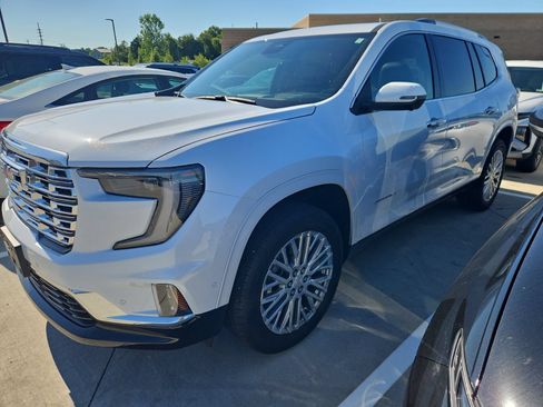 Used 2026 GMC Acadia Denali w/ Super Cruise Package AWD/4WD image 2