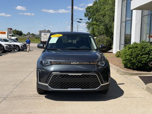 Used 2025 Kia Soul LX FWD image 15