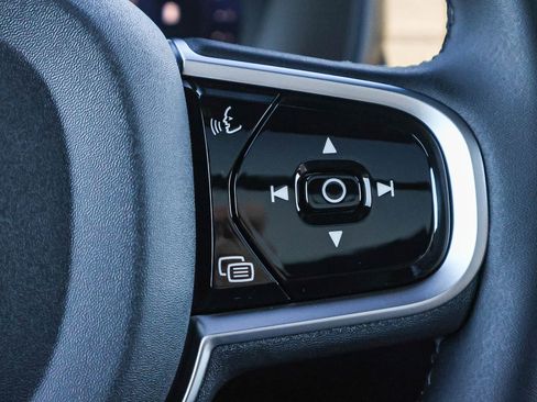 New 2026 Volvo XC90 B5 Plus image 34