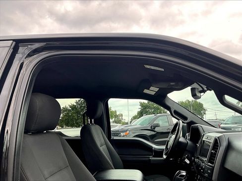 Used 2018 Ford F150 XLT w/ Equipment Group 301A Mid AWD/4WD image 24