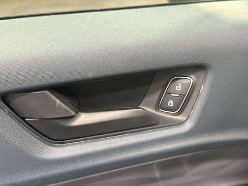 New 2025 Ford Maverick Lariat w/ Black Appearance Package image 16