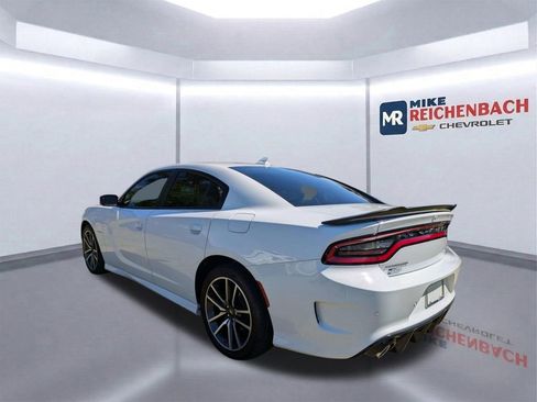 Used 2022 Dodge Charger R/T w/ Plus Group RWD image 6