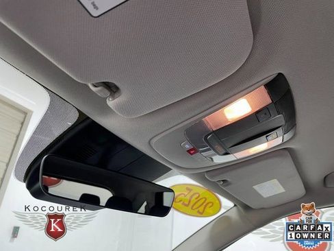 Used 2025 Kia Sorento EX FWD image 19