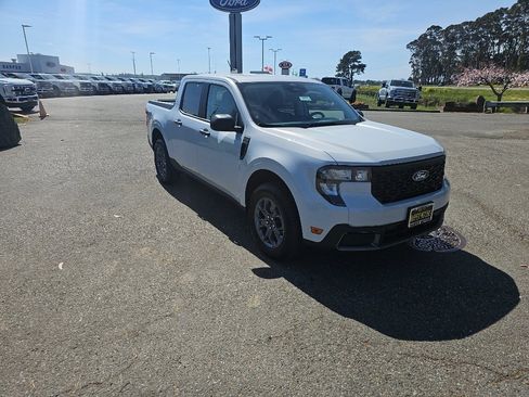 New 2026 Ford Maverick XLT w/ Equipment Group 301A image 40