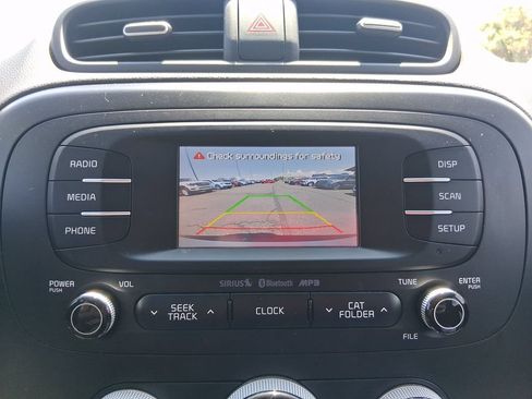 Used 2016 Kia Soul + FWD image 19