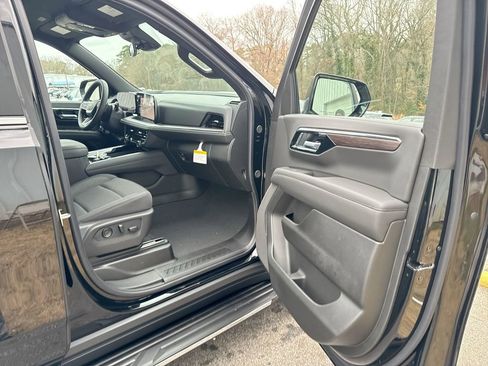 New 2026 Chevrolet Tahoe LS AWD/4WD image 31