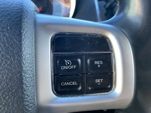 Used 2019 Dodge Grand Caravan GT image 25