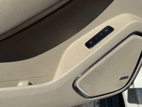 Used 2015 GMC Yukon XL Denali w/ Touring Package image 40