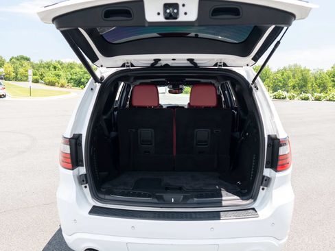 Used 2018 Dodge Durango R/T w/ Technology Group AWD/4WD image 52