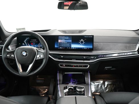 Used 2026 BMW X5 xDrive40i AWD/4WD image 15