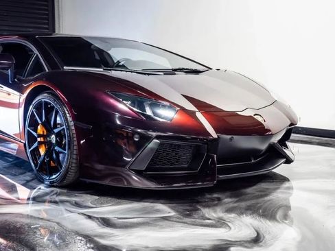 Used 2013 Lamborghini Aventador LP 700-4 image 5