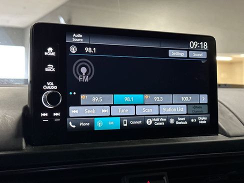 Used 2024 Honda Pilot TrailSport image 21