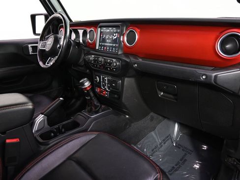 Used 2020 Jeep Gladiator Rubicon AWD/4WD image 15