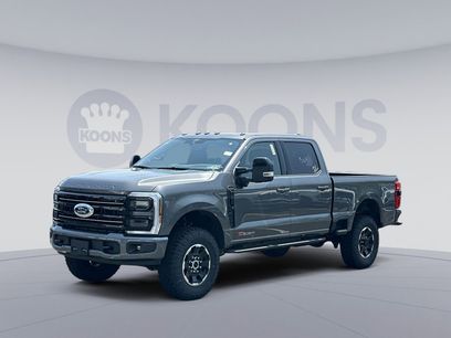 New 2025 Ford F350 Platinum w/ Tremor Off-Road Package