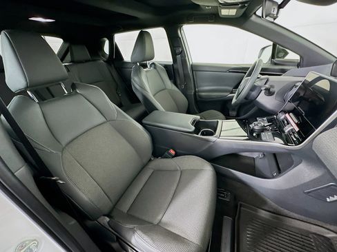 Used 2024 Toyota bZ4X XLE image 31