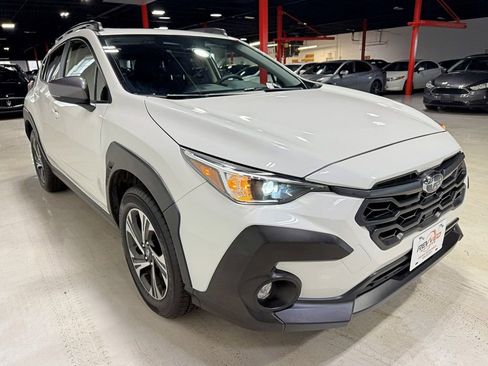 Used 2025 Subaru Crosstrek 2.0i Premium AWD/4WD image 8