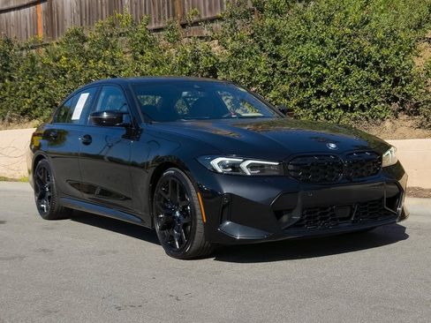 Used 2025 BMW M340i xDrive w/ Premium Package image 2