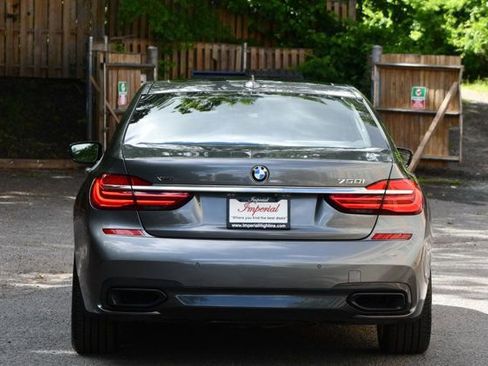 Used 2017 BMW 750i xDrive image 8