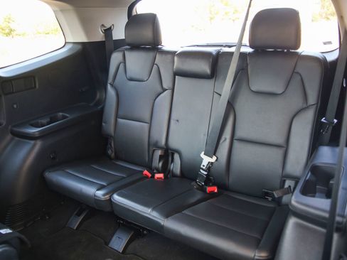 Used 2023 Kia Telluride S w/ S Sunroof Package image 17