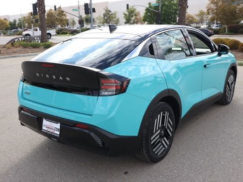 New 2026 Nissan Leaf SV+ w/ Floor Mat Package (SV+) image 4