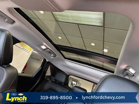 New 2025 Ford Escape SE image 4